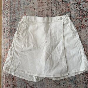 Uniqlo Kid’s White Denim Casual Short Skort